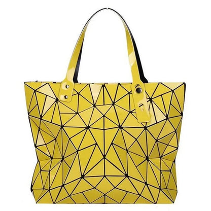 Women's beach-style holographic shoulder bag in various colors.