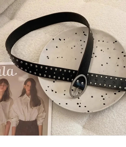 Bohemian women's belt with rivets, sophisticated and exclusive design
