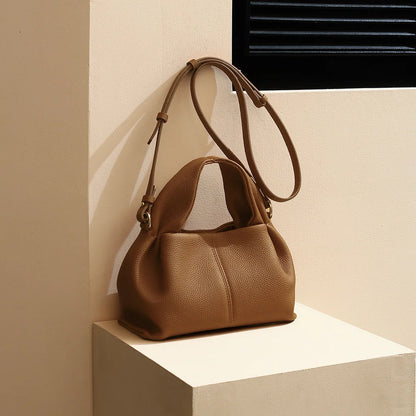 Elegant and sophisticated retro-style women's handbag, simple and versatile crossbody design