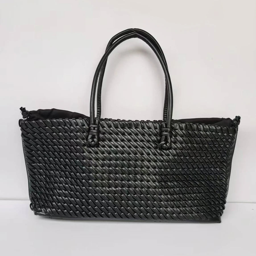 Modern and versatile braided shoulder tote bag with extra-large capacity