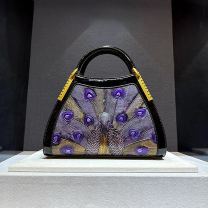 On sale! Women's handbag in high-quality cowhide leather with a peacock print. Shoulder strap is adjustable