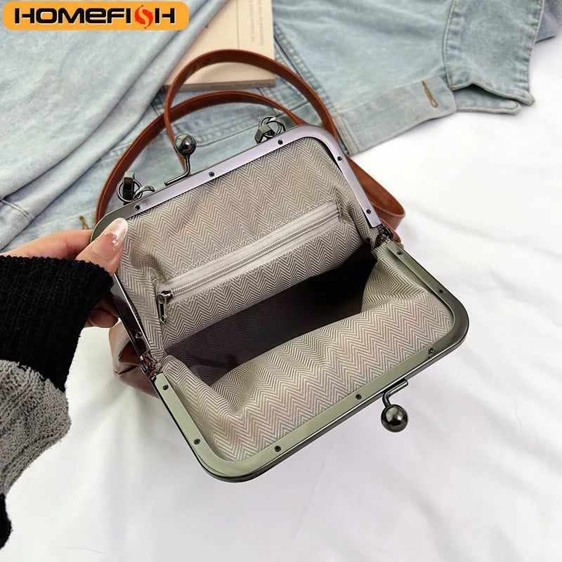 HOMEFISH Women's Crossbody Bag in Shell Shape, Vintage Leather Shoulder