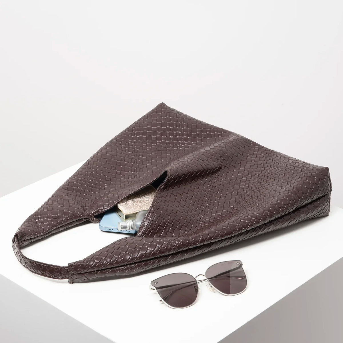 Women's Large-Capacity Retro Leather Hobo Shoulder Bag