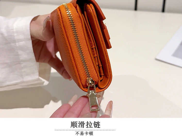 Retro women's wallet with multiple card slots, multifunctional with three folds.