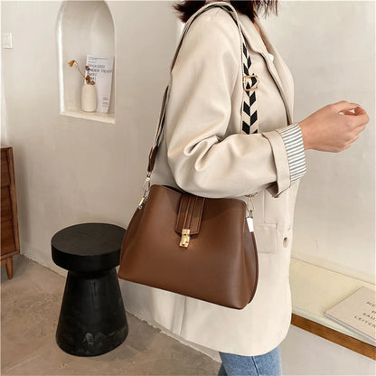 Vintage women's leather handbag