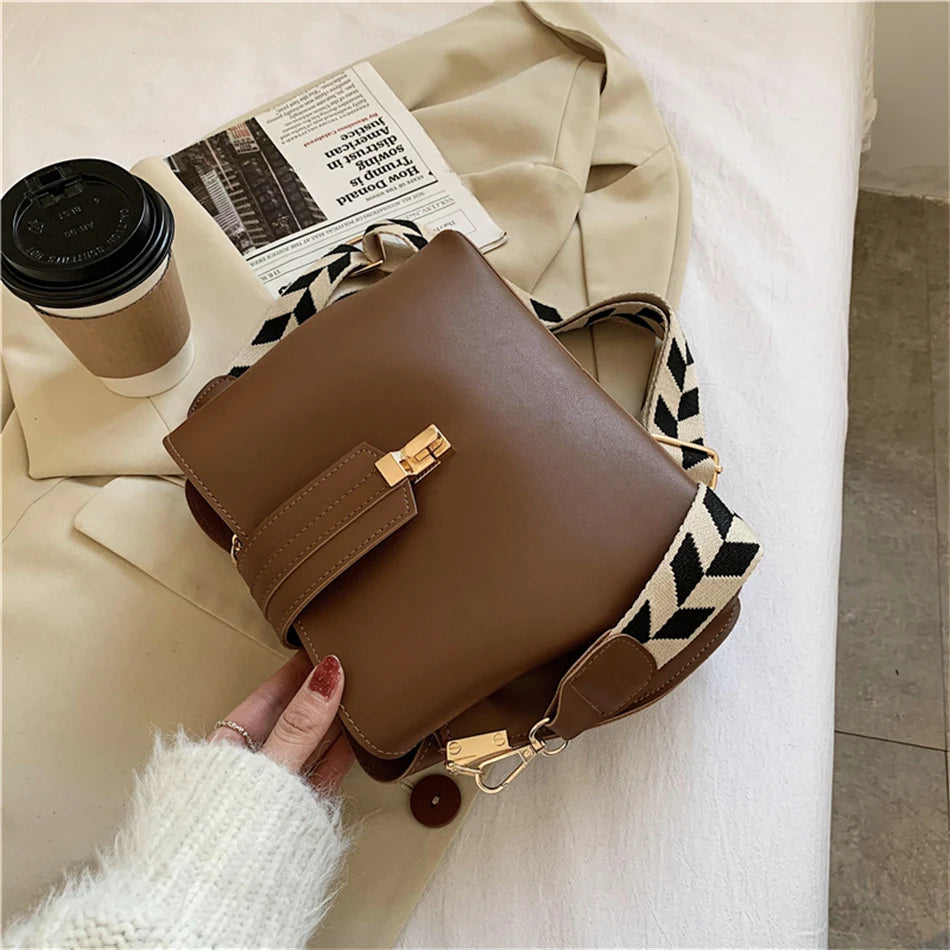 Vintage women's leather handbag