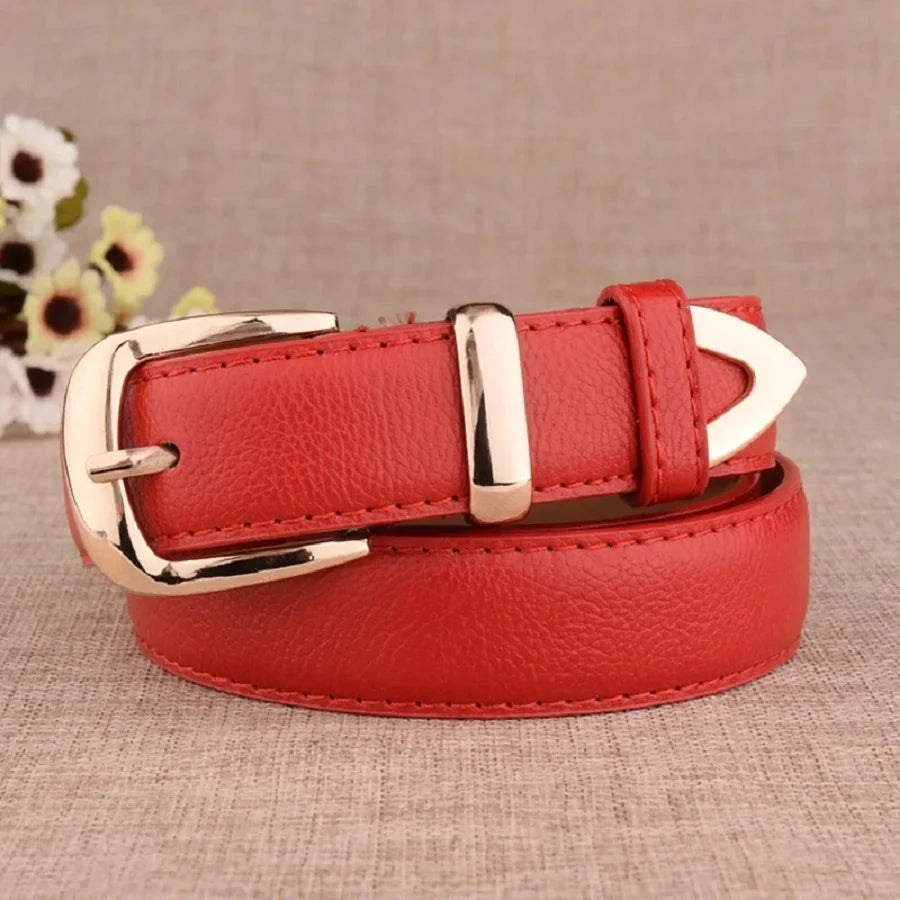 High-quality women's leather belt with a vintage buckle