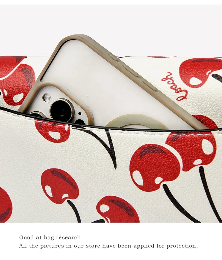 Classic, high-quality women's shoulder bag