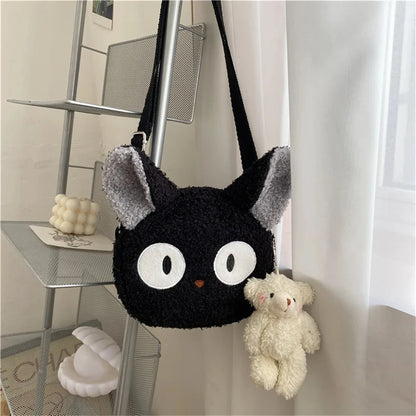 Japanese-style girl's bag in the shape of a plush cat, ideal for wearing on the shoulder or crossbody, compact enough for a cell phone and a wallet