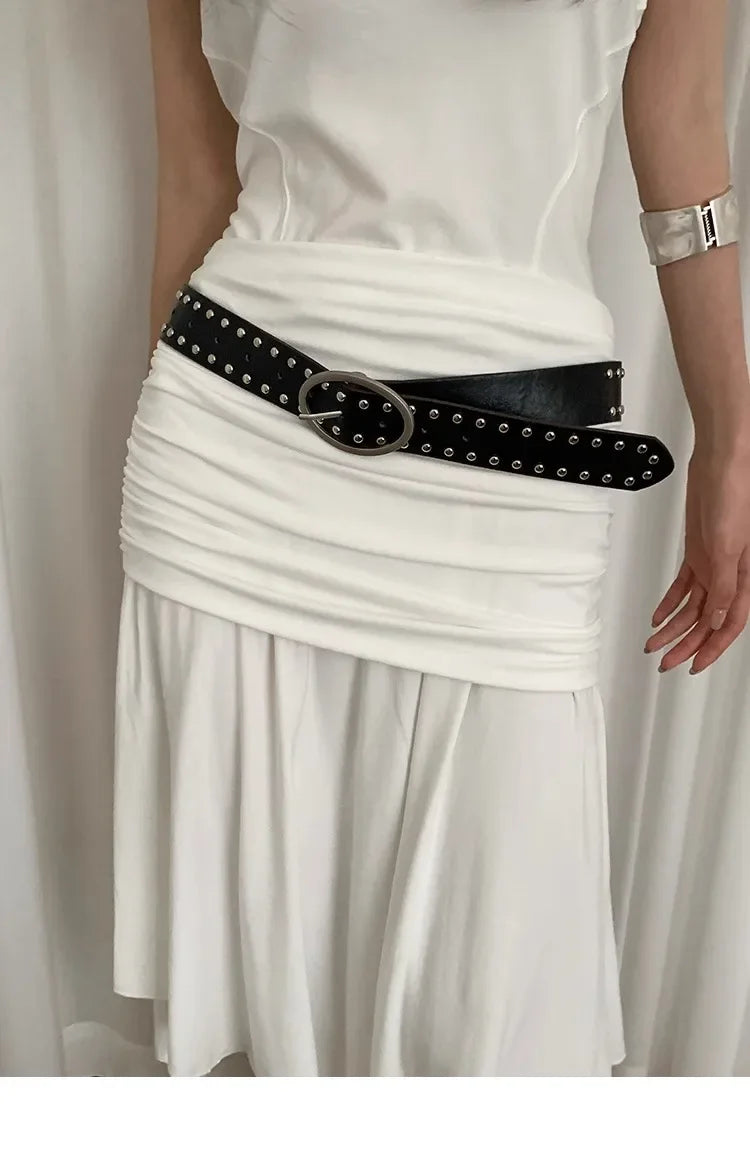 Bohemian women's belt with rivets, sophisticated and exclusive design