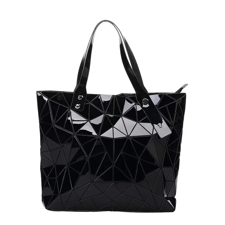 Women's beach-style holographic shoulder bag in various colors.