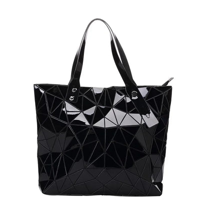 Women's beach-style holographic shoulder bag in various colors.