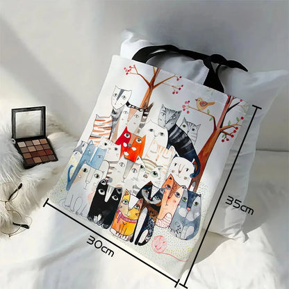 Eco-friendly bag with a print of various cats, ideal for the beach or as a reusable shopping bag