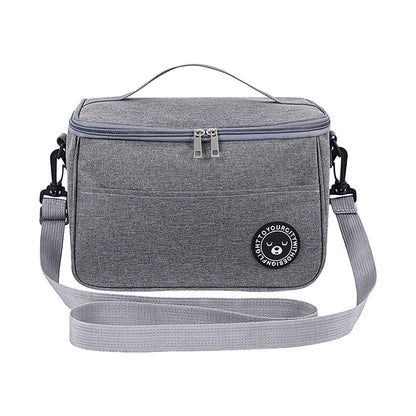 Portable insulated lunch bag, waterproof, for storing food